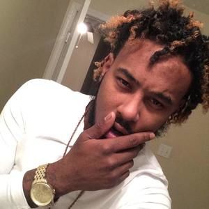 Meet your Posher, Quincy